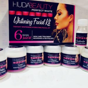 Huda Beauty Facial Kit
